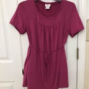 🌹NWOT Motherhood Maternity top